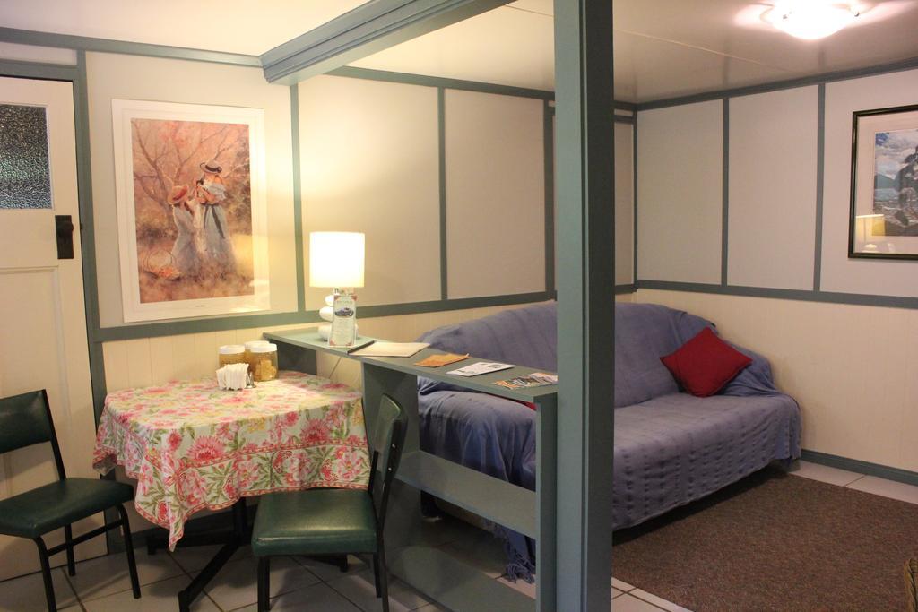The Gables Yungaburra Bed & Breakfast ห้อง รูปภาพ